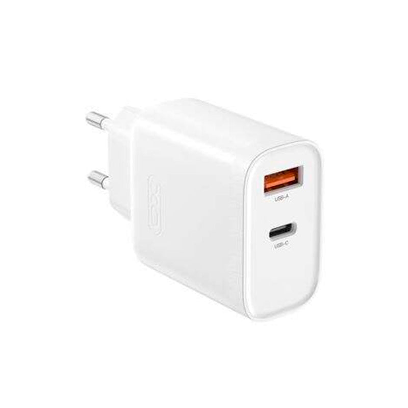 XO Cargador de Corriente L116 30W Tipo C + USB - Color Blanco