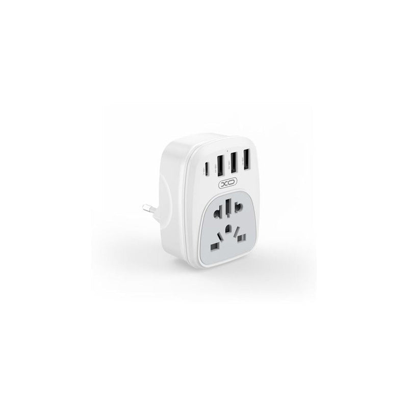 XO Adaptador de Enchufe Internacional - Potencia 2500W - USBx3 + USB-C - Color Blanco