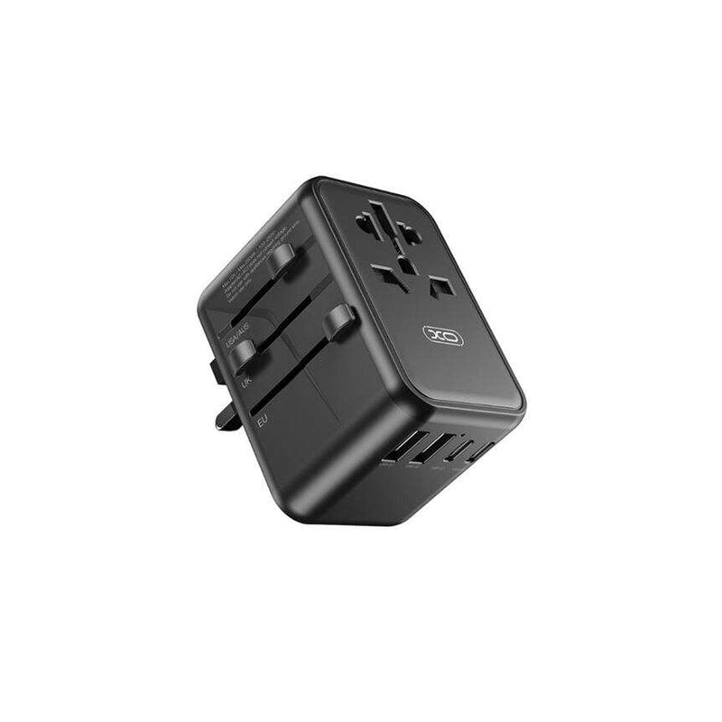 XO Adaptador de Viaje Universal - Conexiones para mas de 150 Paises - Salida de hasta 2500W - Puerto USB-C de 65W - Salida de Cinco Puertos - Color Negro