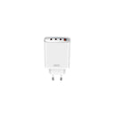 XO Cargador Multi-Puerto - USB-A 22.5W - 3 Puertos Tipo C - Compatibilidad de Voltaje Variado - Color Blanco