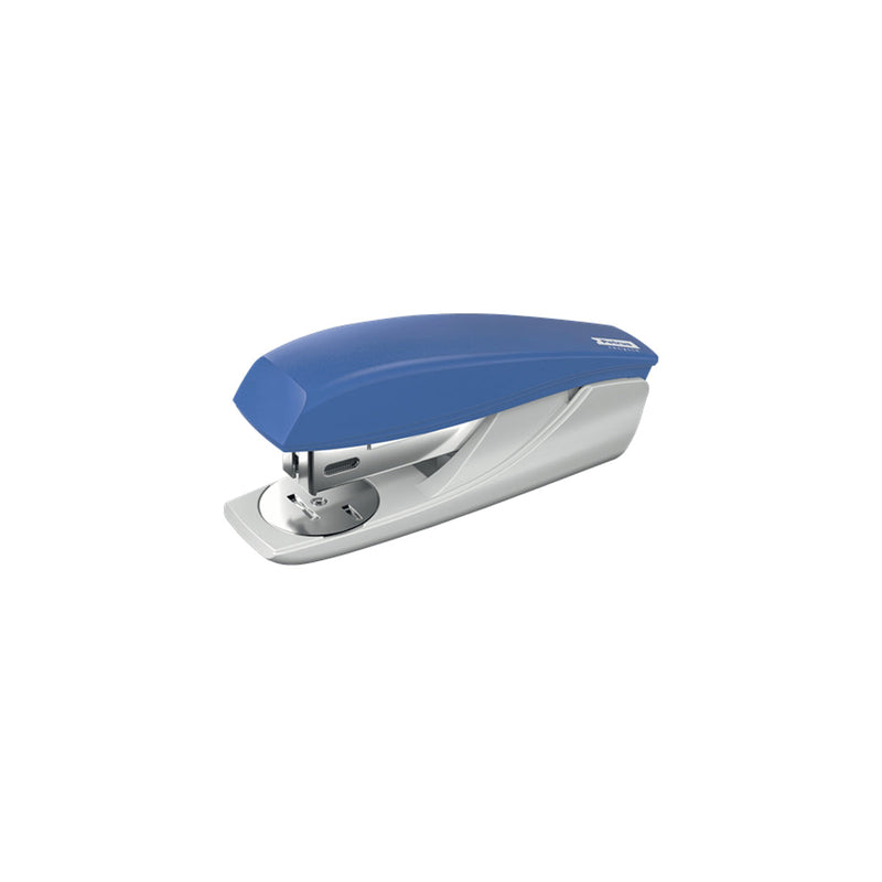 Petrus 210 Recycle Grapadora de Sobremesa - Grapa hasta 25 Hojas - 96% de Plastico Reciclado - Grapado Abierto, Cerrado y Clavado - Incluye 200 grapas Petrus 22/6 - Color Azul