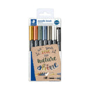 Staedtler Metallic Brush Pack de 7 Rotuladores Punta de Pincel - Tinta Base de Agua - Trazo 1 - 6mm Aprox - Colores Surtidos